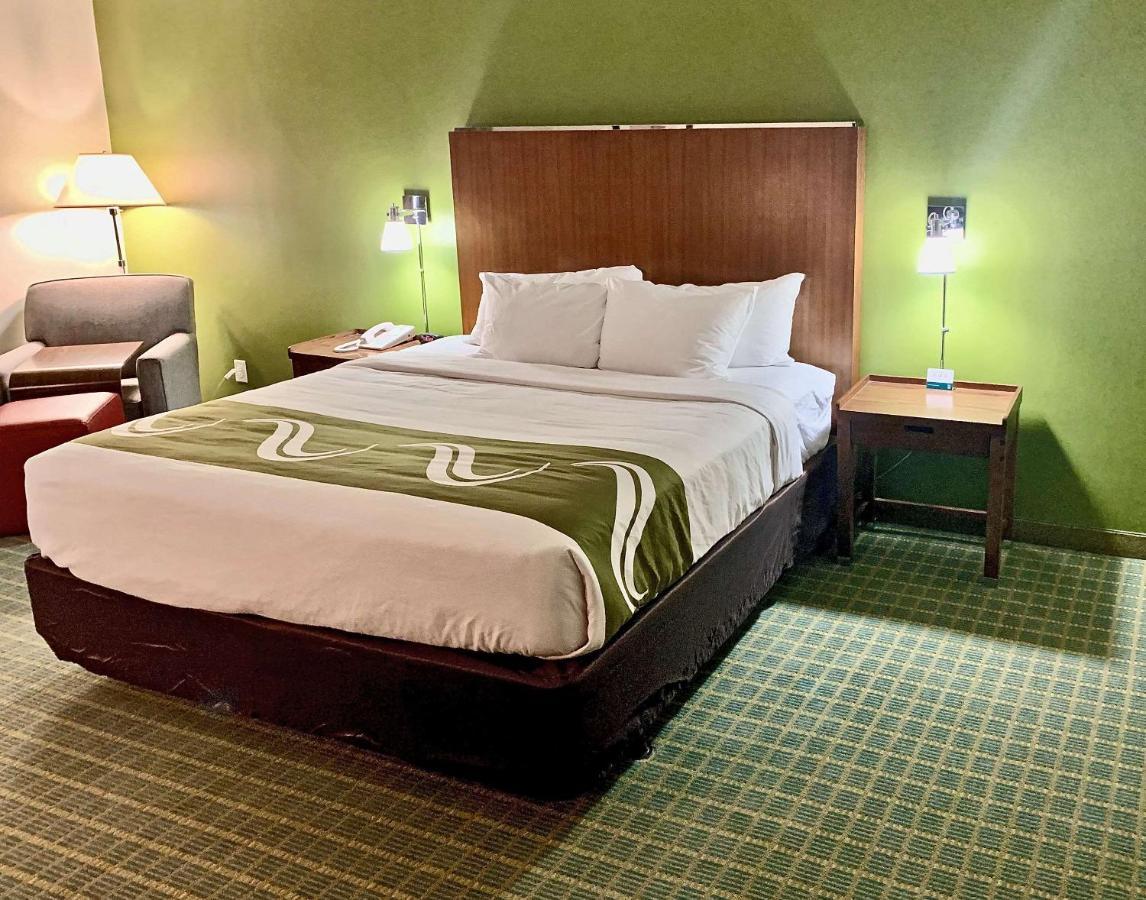 Quality Inn Lexington -Horse Park Exteriör bild