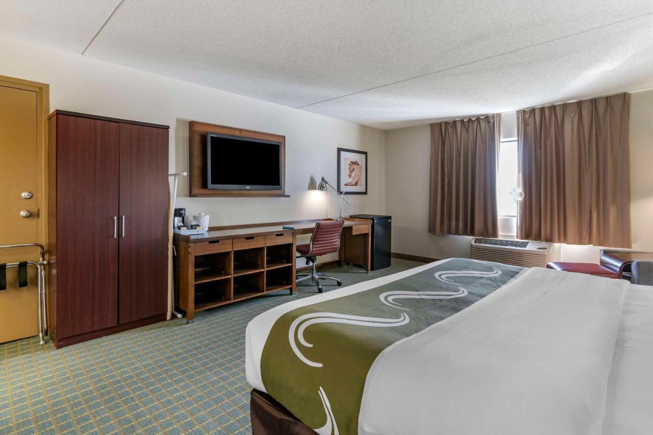 Quality Inn Lexington -Horse Park Exteriör bild
