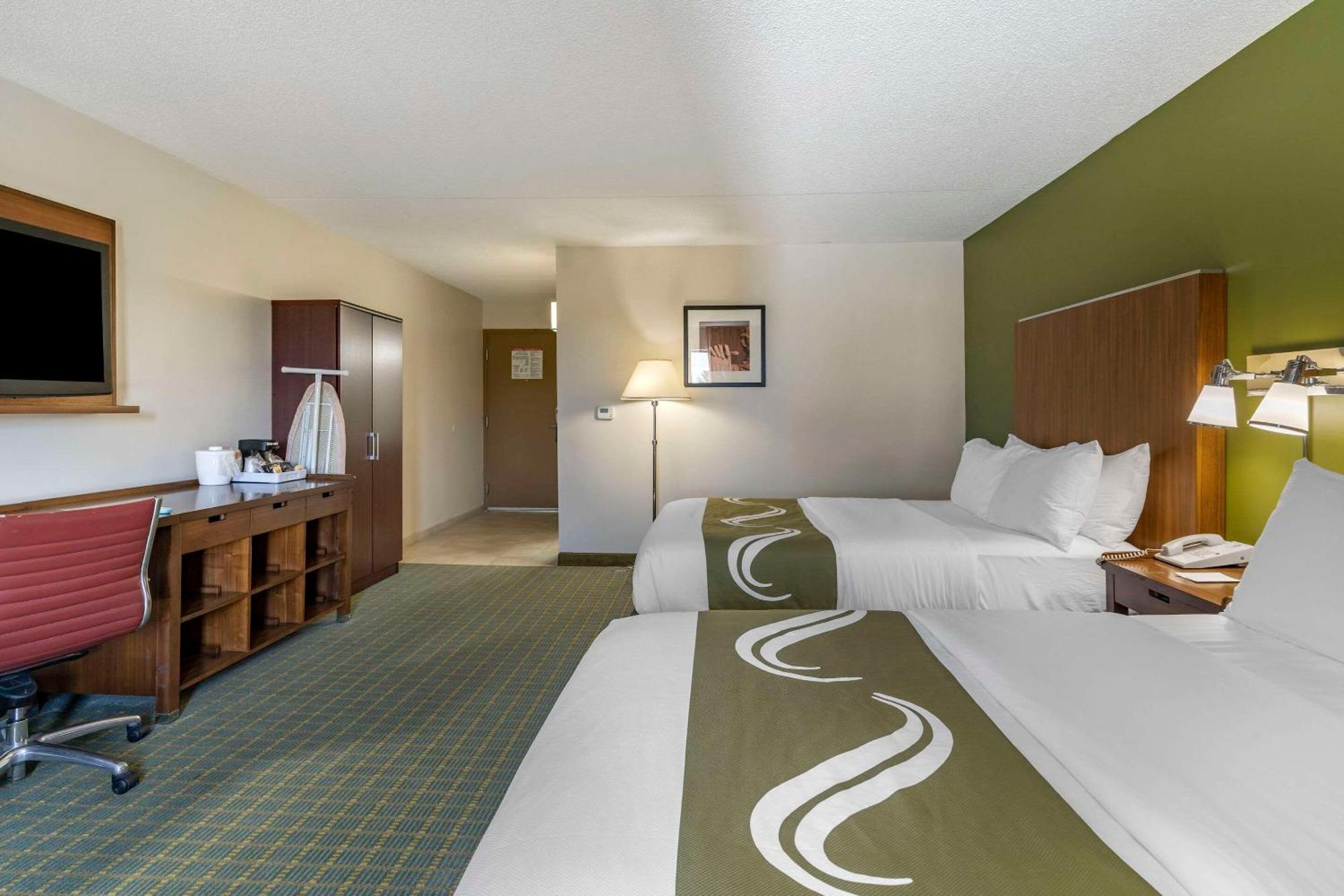 Quality Inn Lexington -Horse Park Exteriör bild