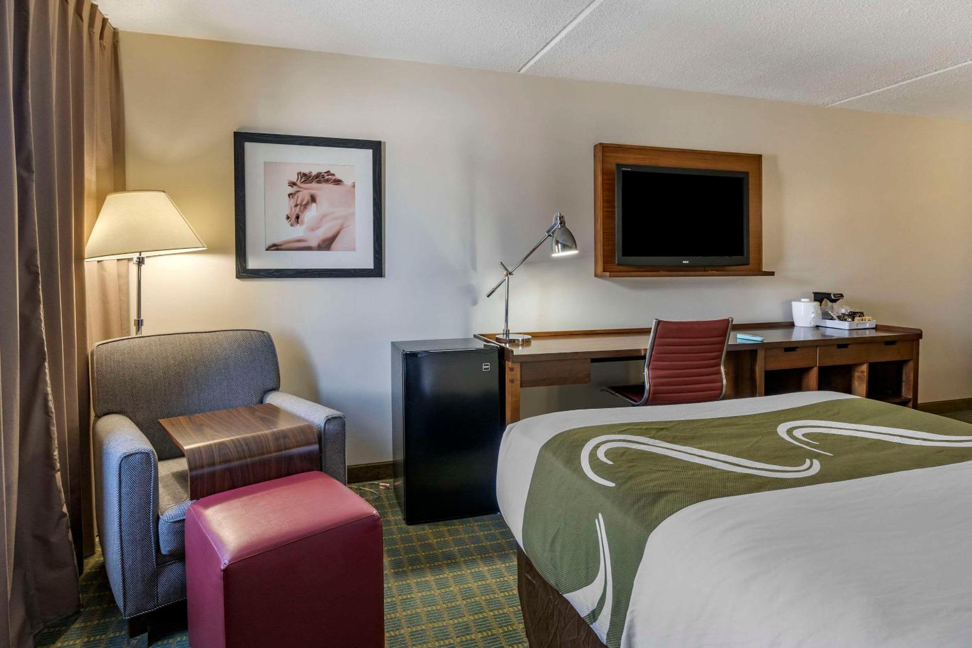Quality Inn Lexington -Horse Park Exteriör bild