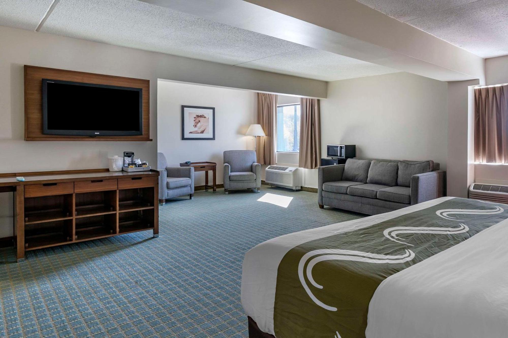 Quality Inn Lexington -Horse Park Exteriör bild