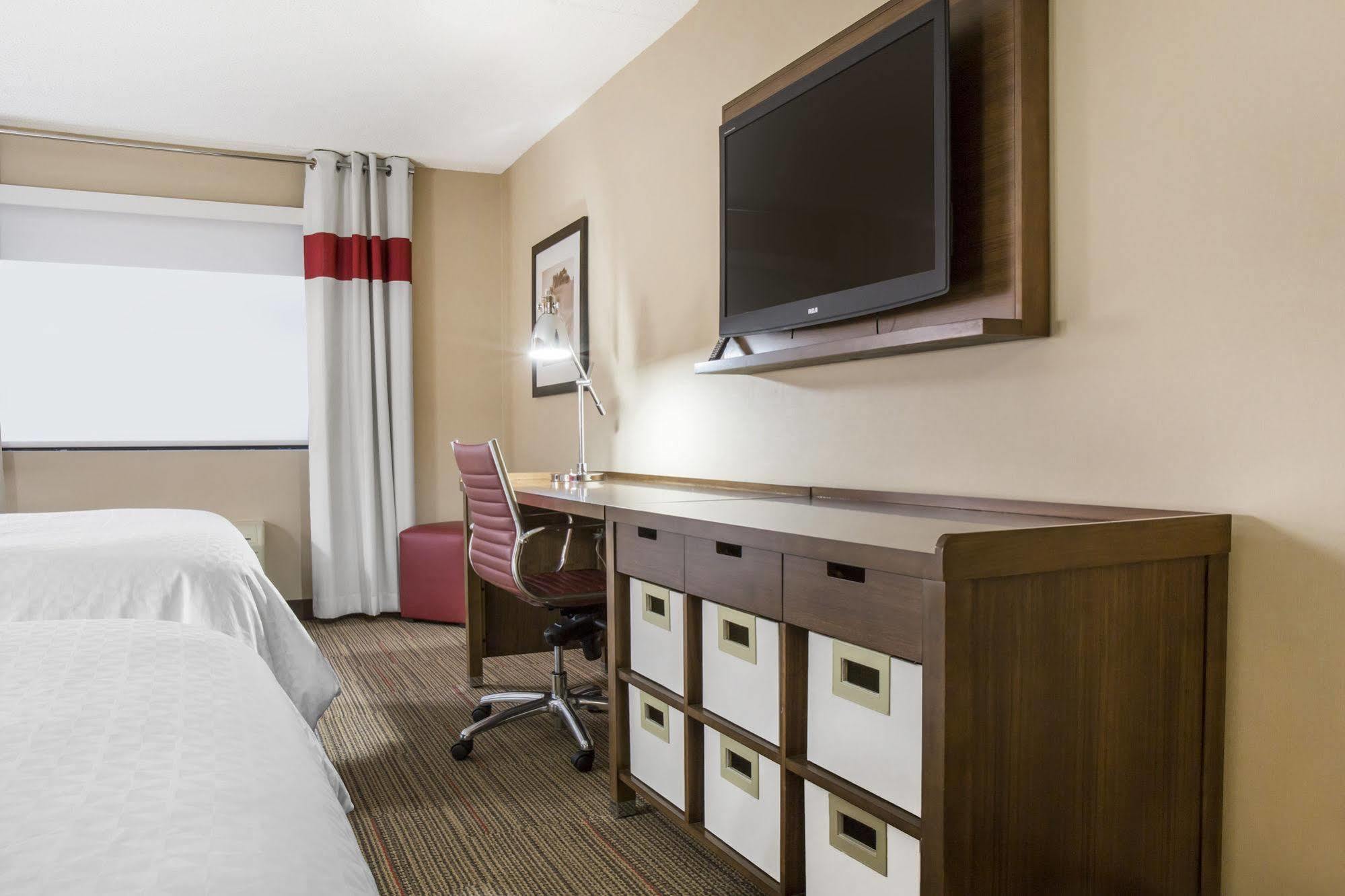 Quality Inn Lexington -Horse Park Exteriör bild